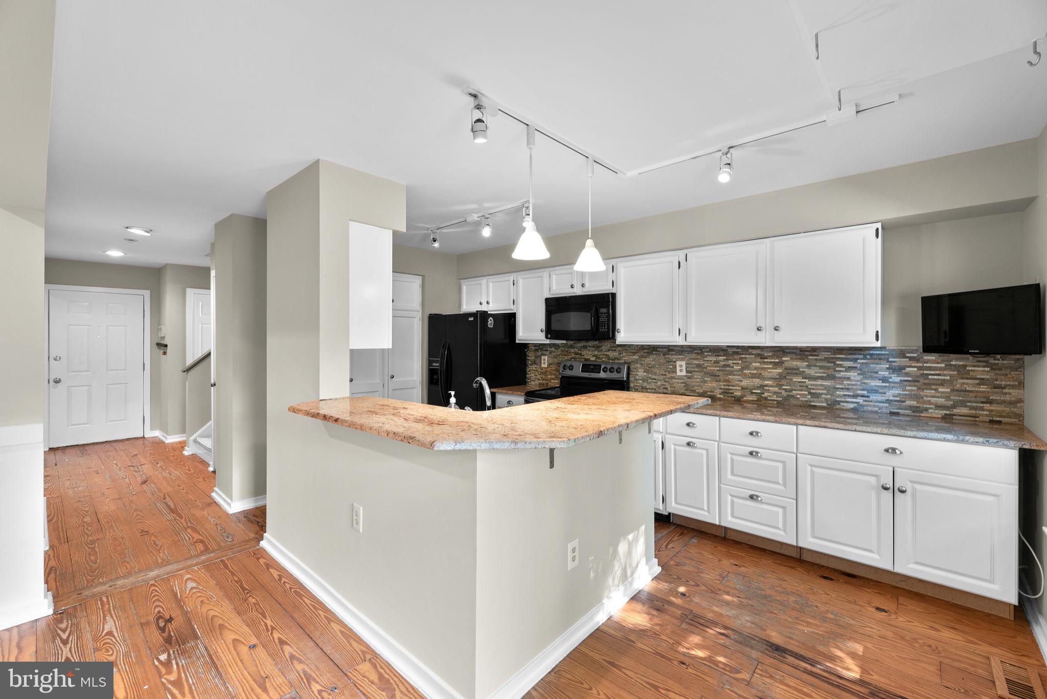 SOUTHWOODS - Residential