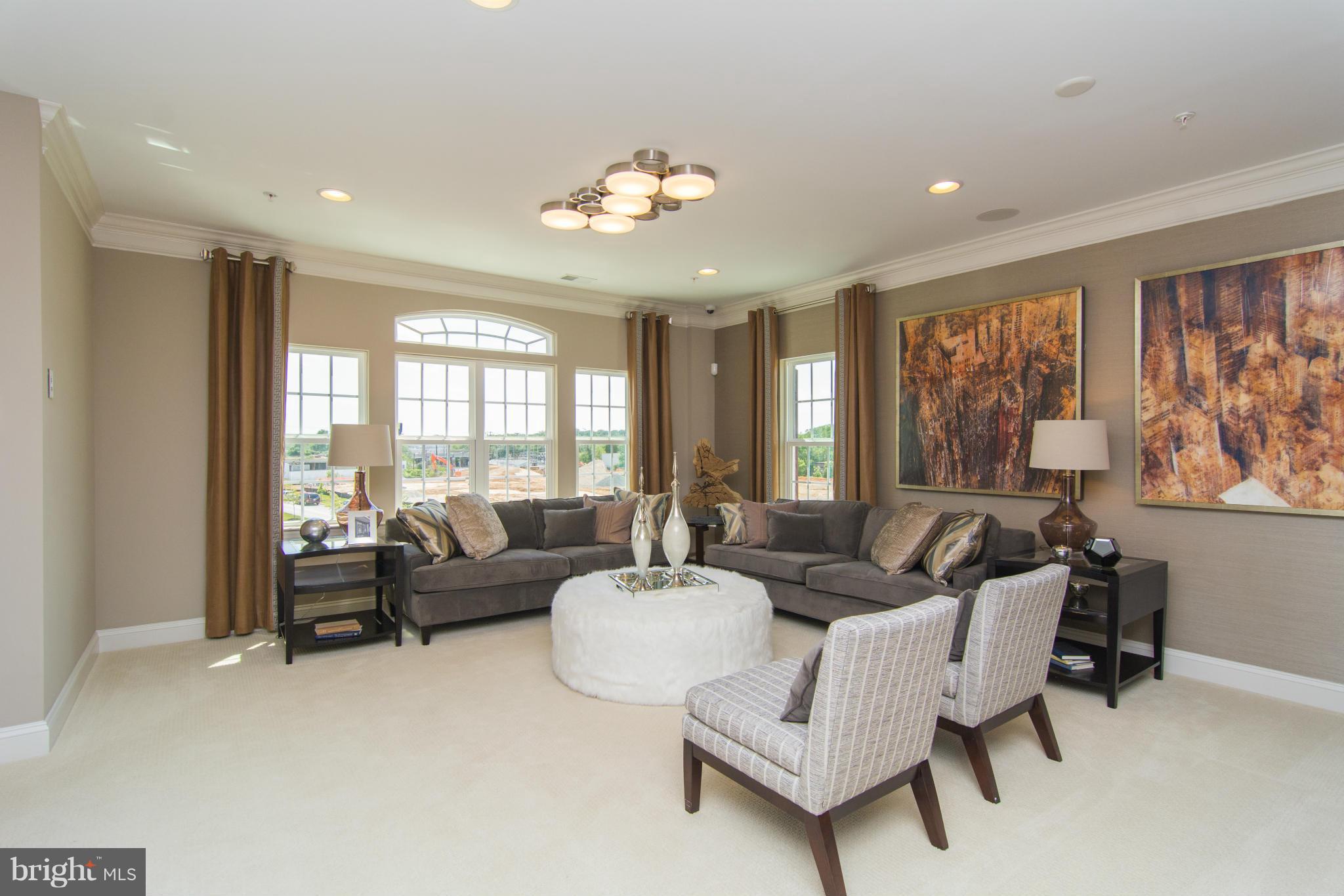 GREENBELT STATION - Residential