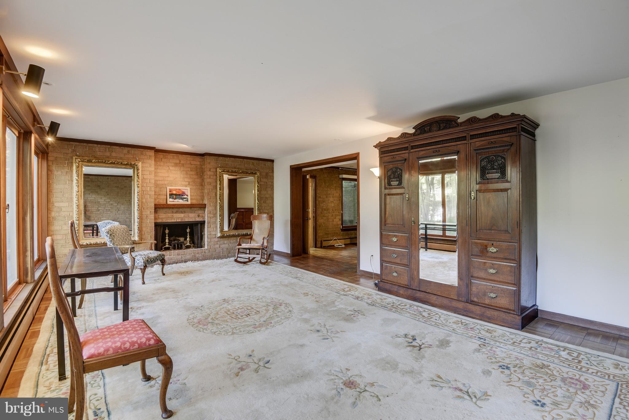 MOORE HILL ESTATES - Residential