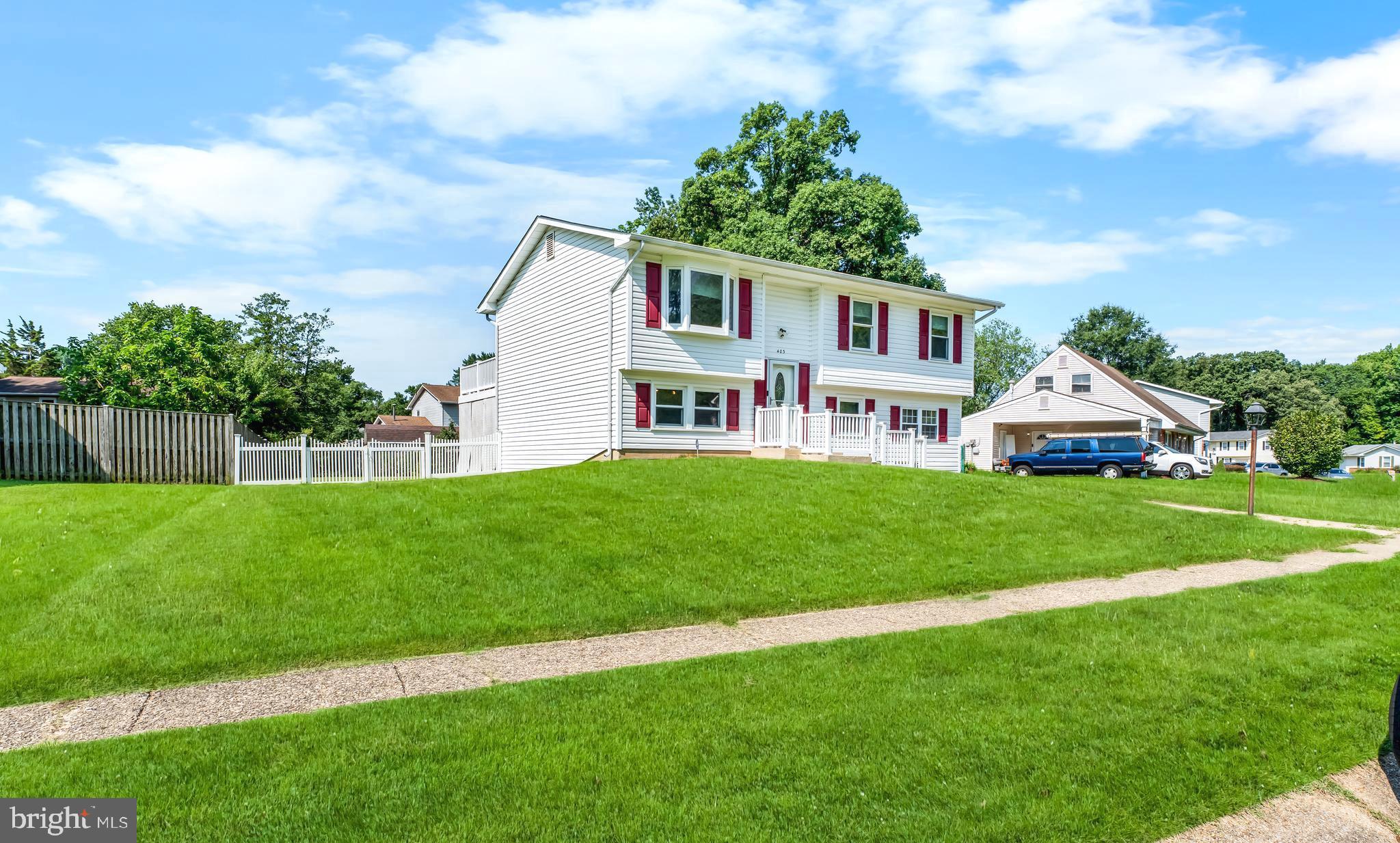 403 UNIVERSITY DRIVE