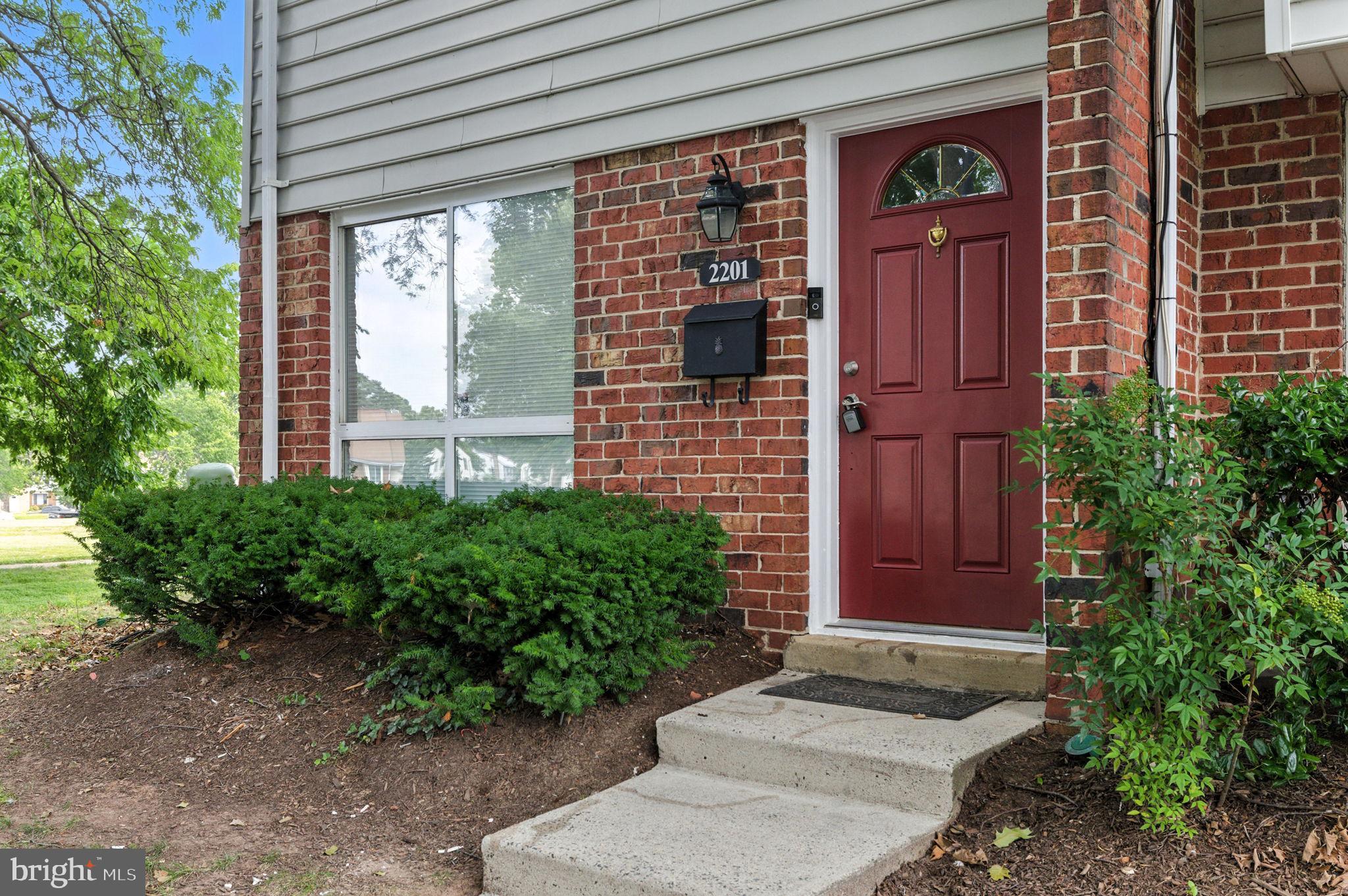 2201 CHAMBLEE PLACE