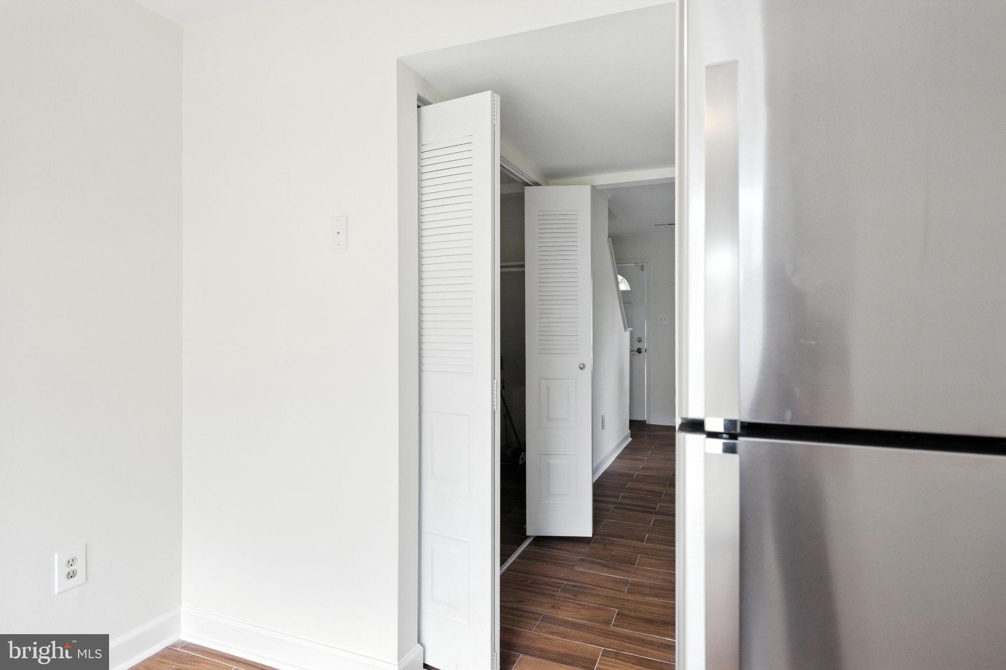 REFLECTION LAKE - Residential