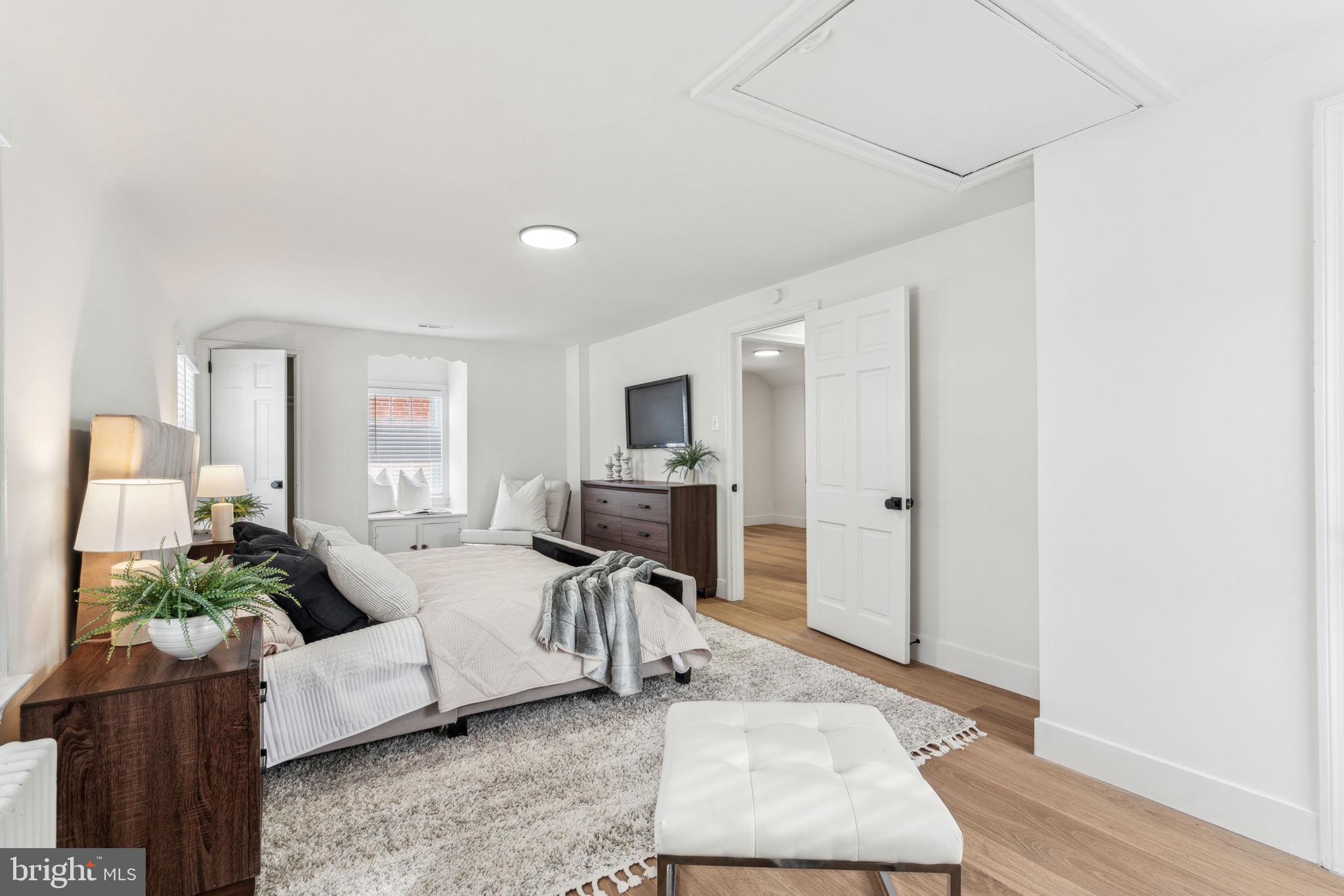 ROSEDALE - Residential