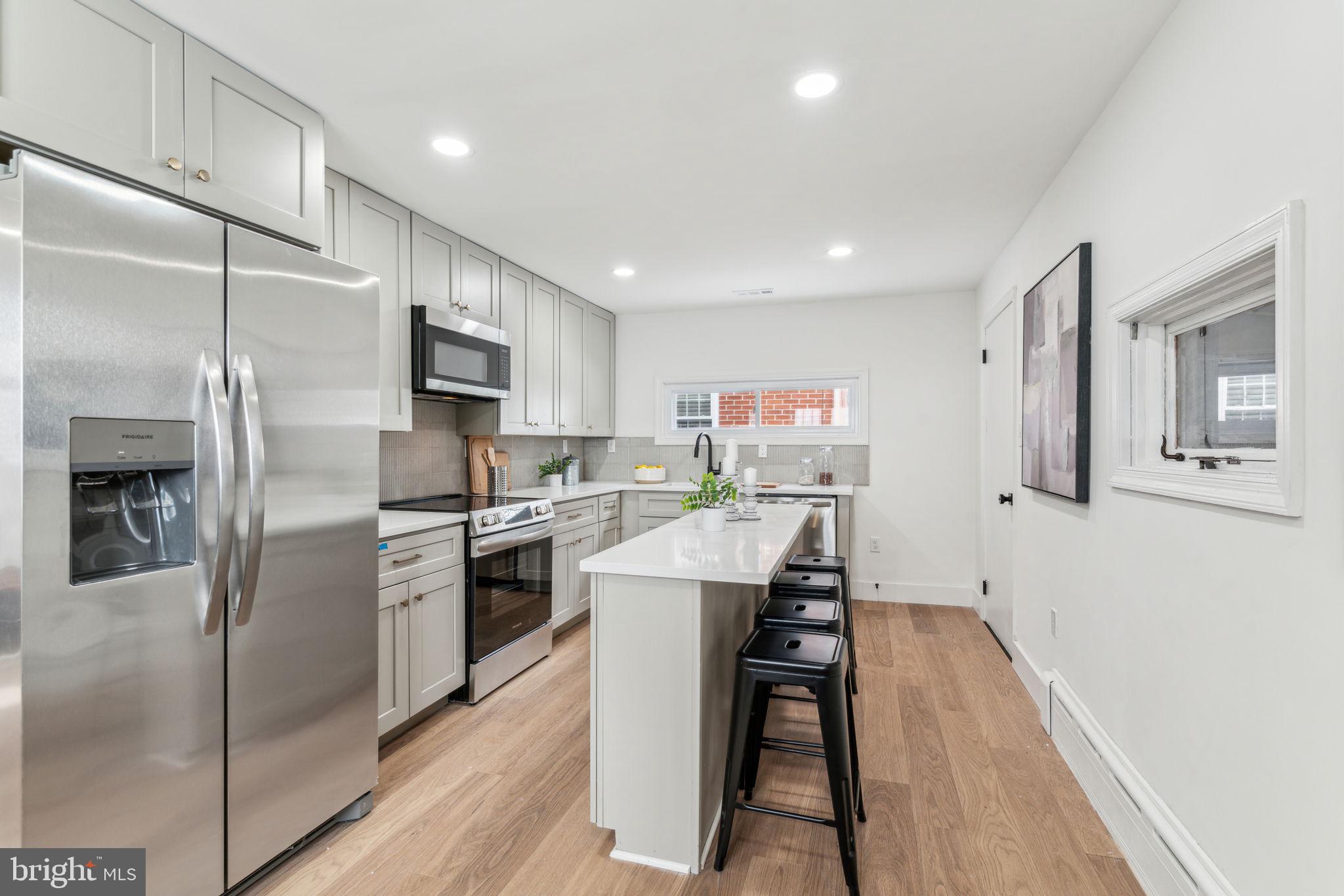 ROSEDALE - Residential