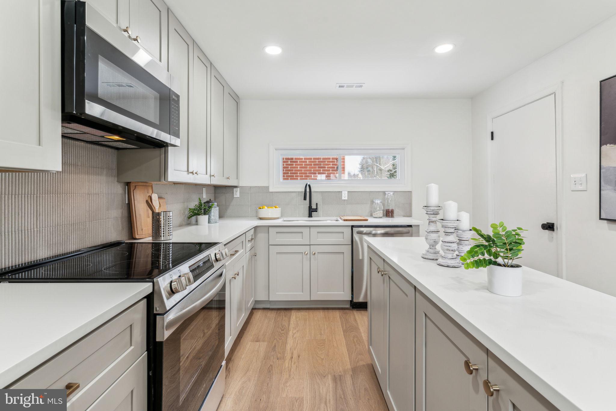 ROSEDALE - Residential