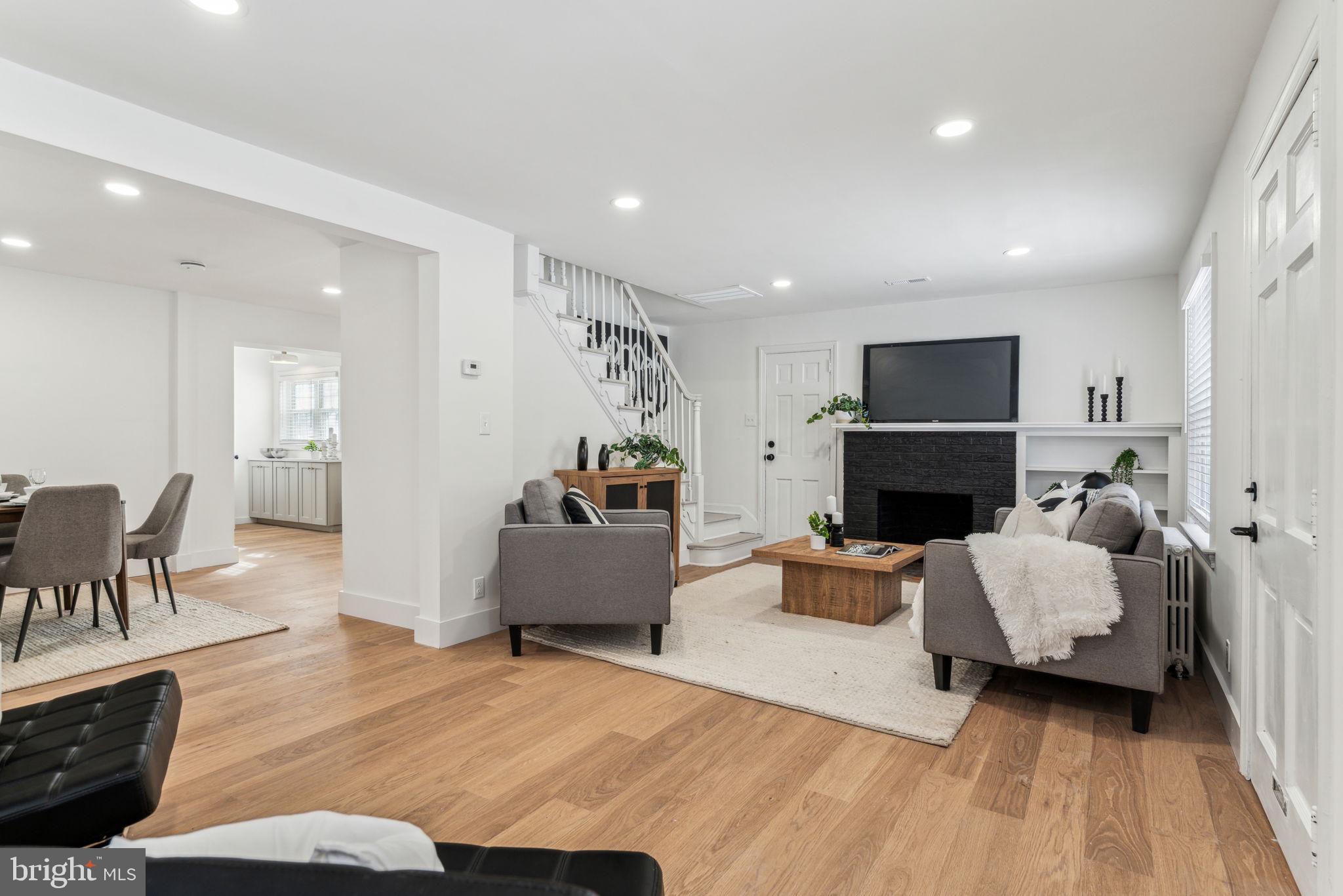 ROSEDALE - Residential