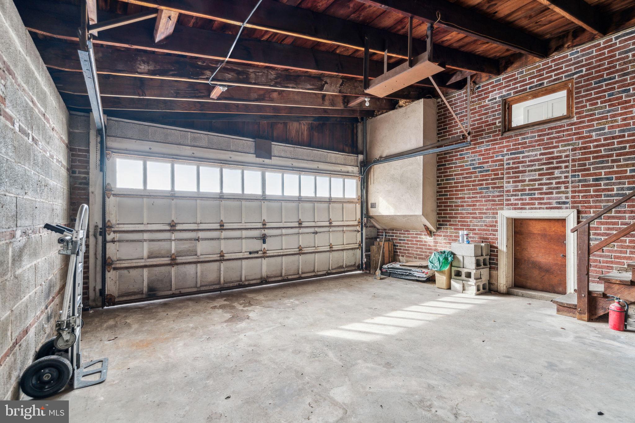 ROSEDALE - Residential