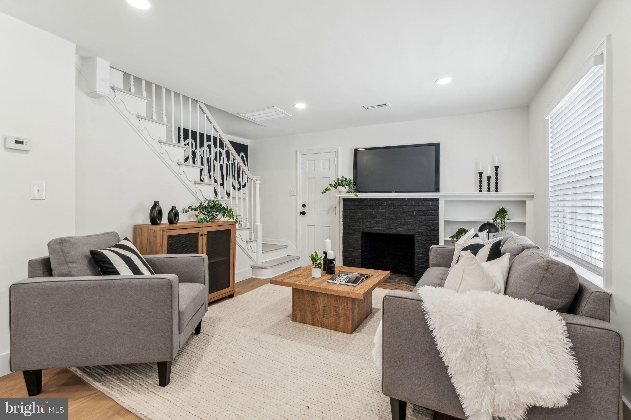 ROSEDALE - Residential