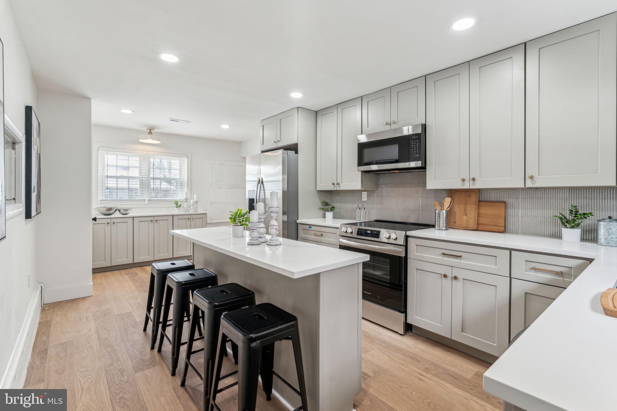 ROSEDALE - Residential