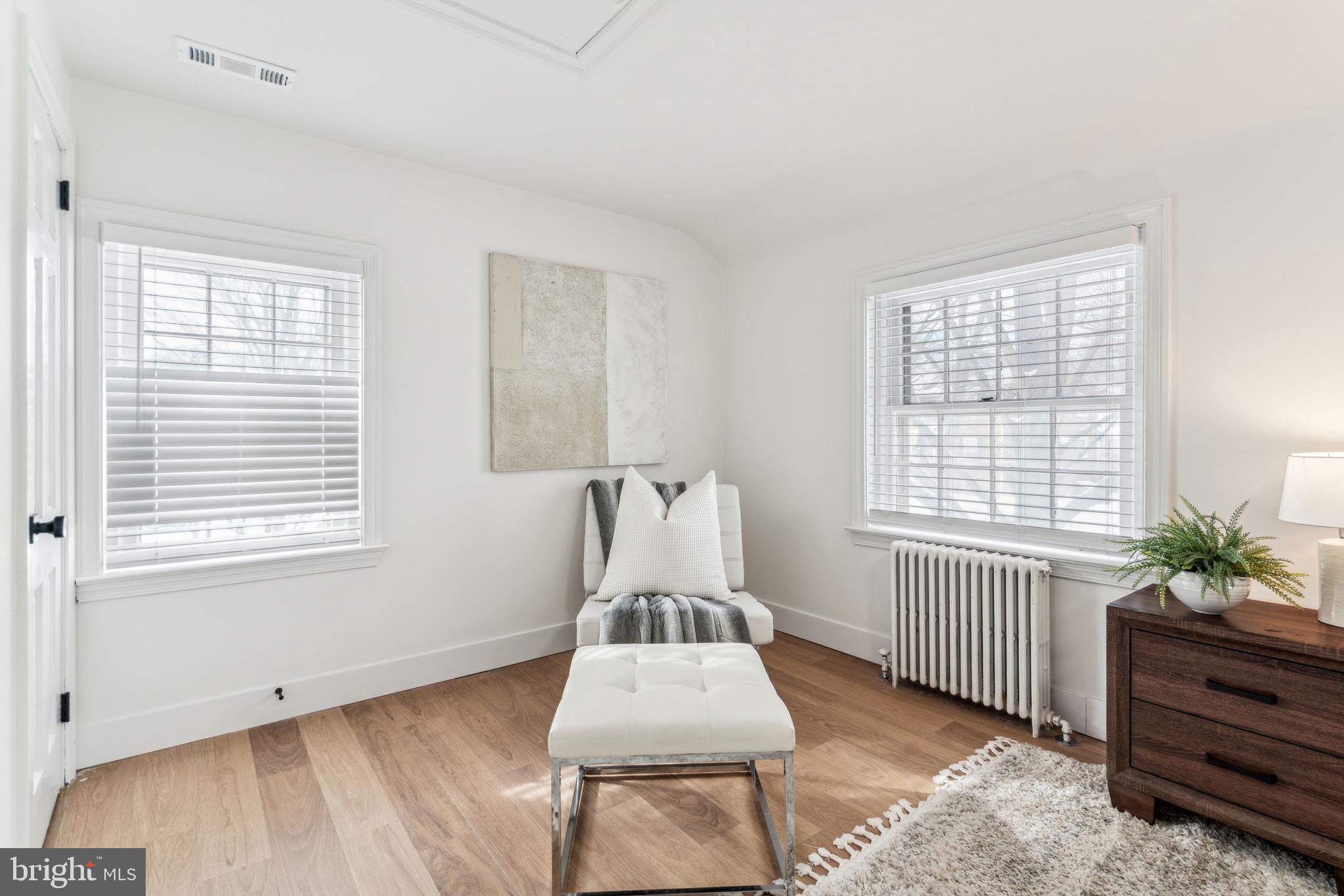 ROSEDALE - Residential