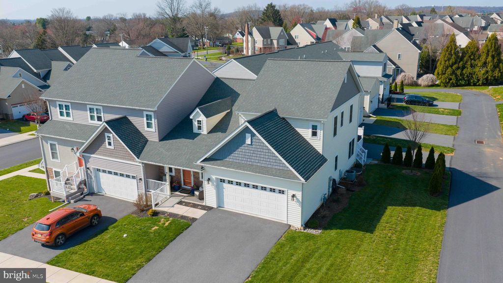 Photo of 3004 Morning Thistle Court, EAST PETERSBURG, PA 17520 (MLS # PALA2084528)