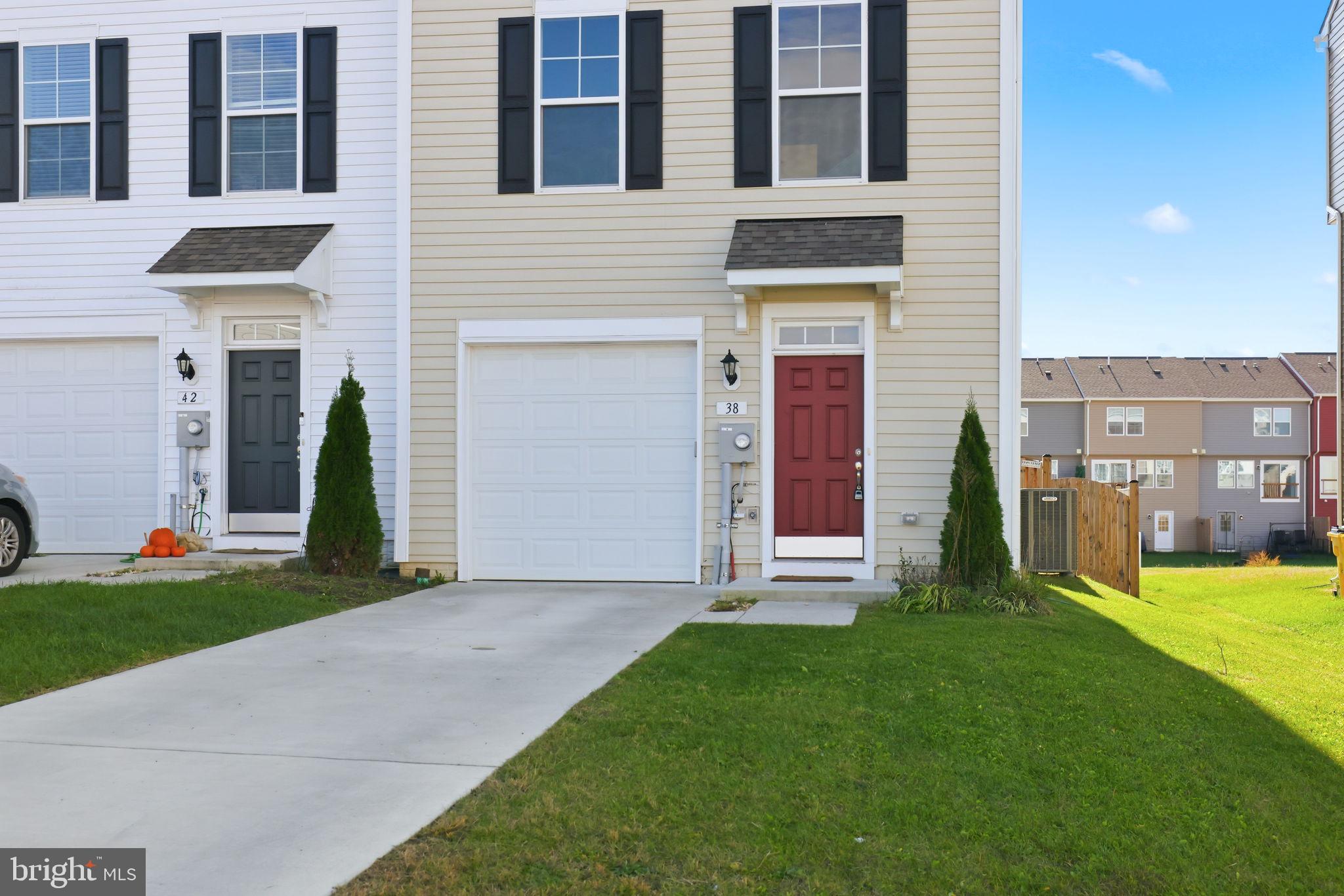 38 KIRBY COURT