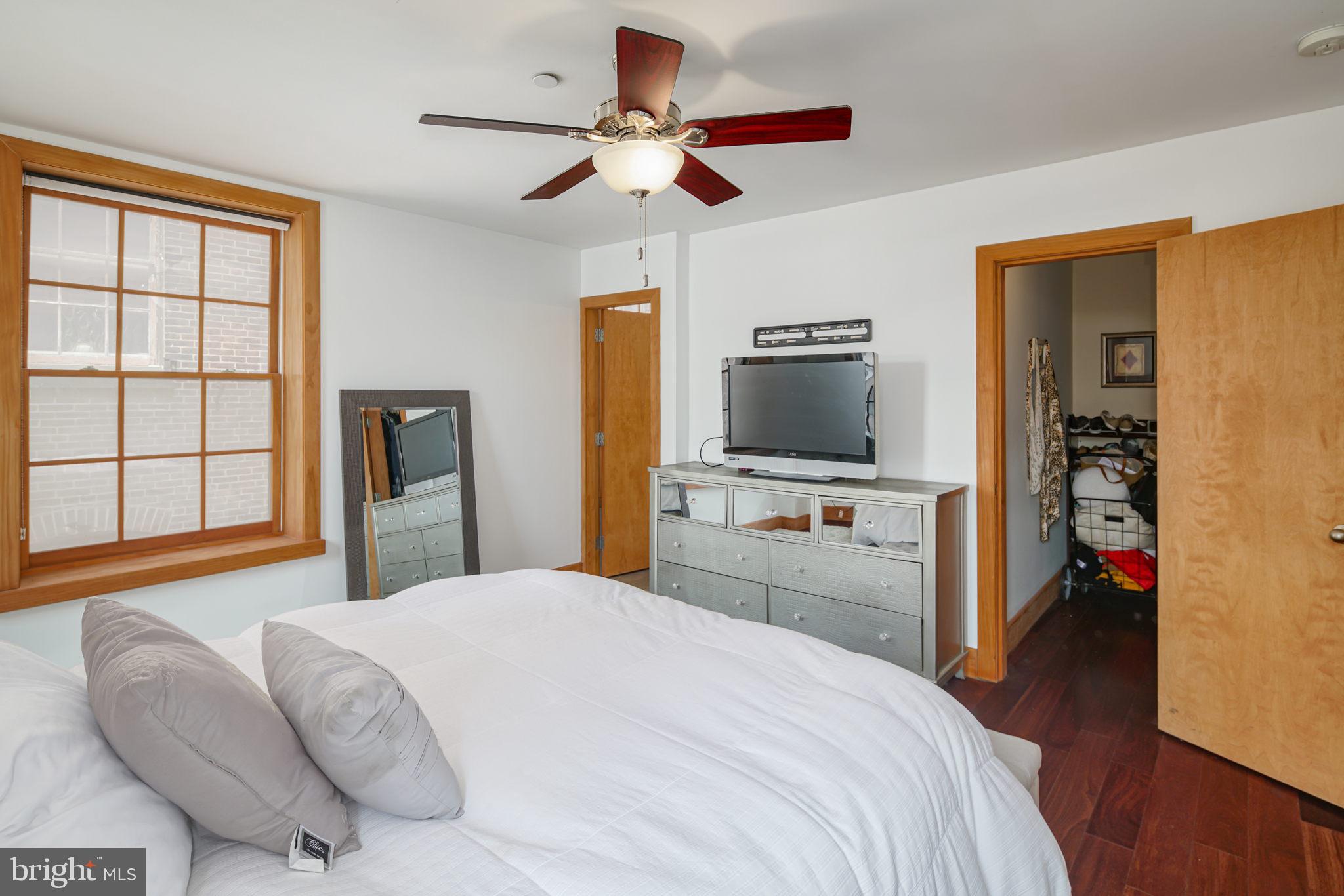 OLD CITY - Residential Lease