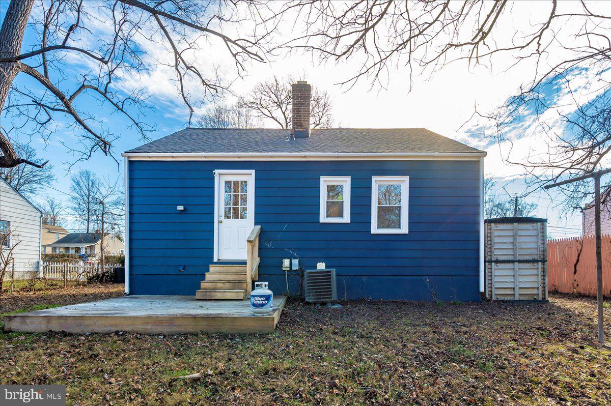 VIERS MILL VILLAGE - Residential