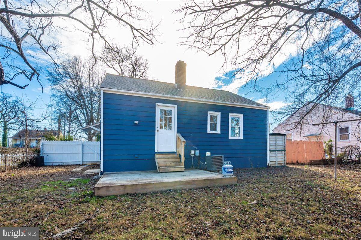 VIERS MILL VILLAGE - Residential