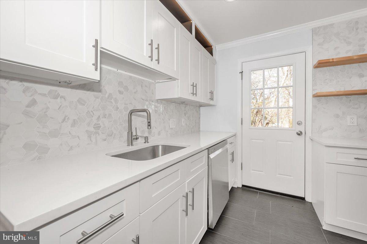 VIERS MILL VILLAGE - Residential