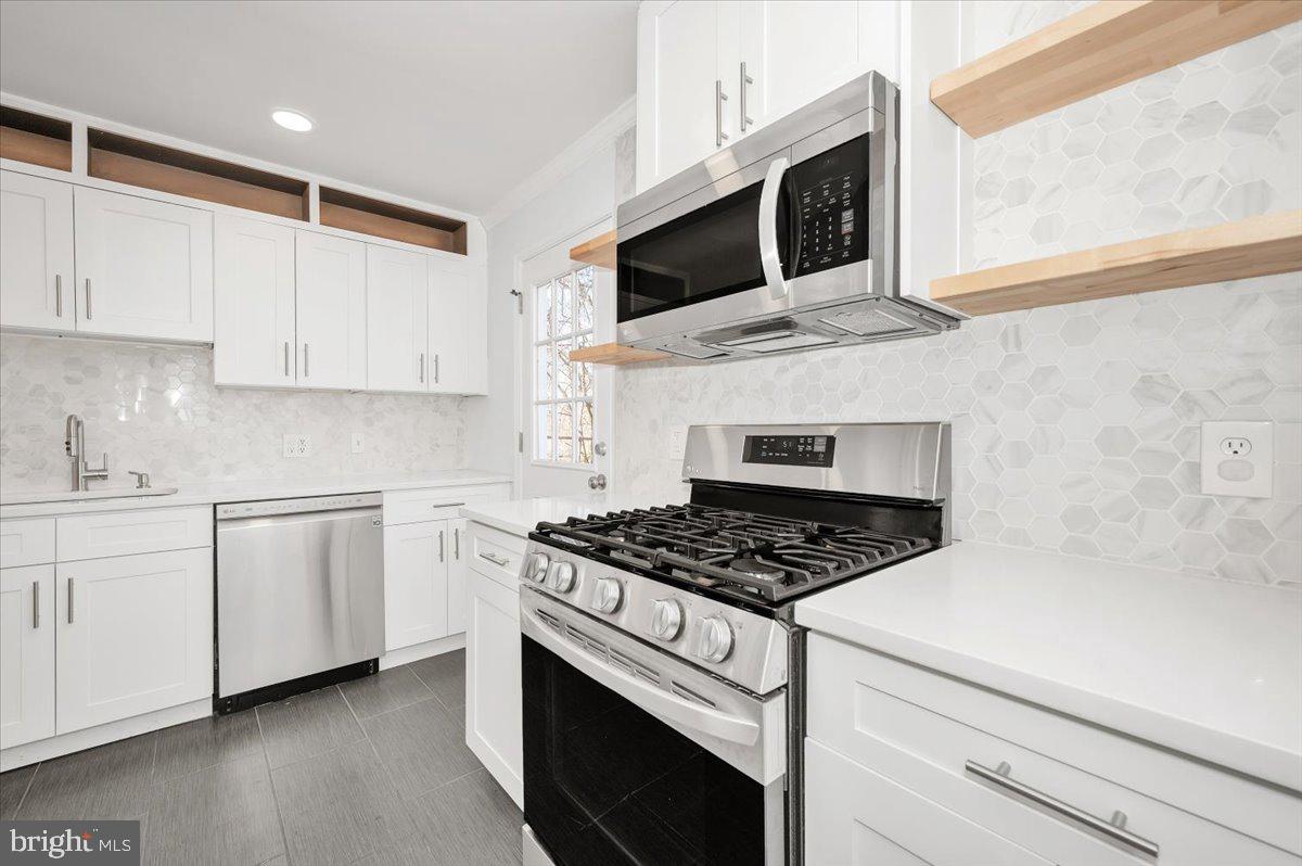 VIERS MILL VILLAGE - Residential