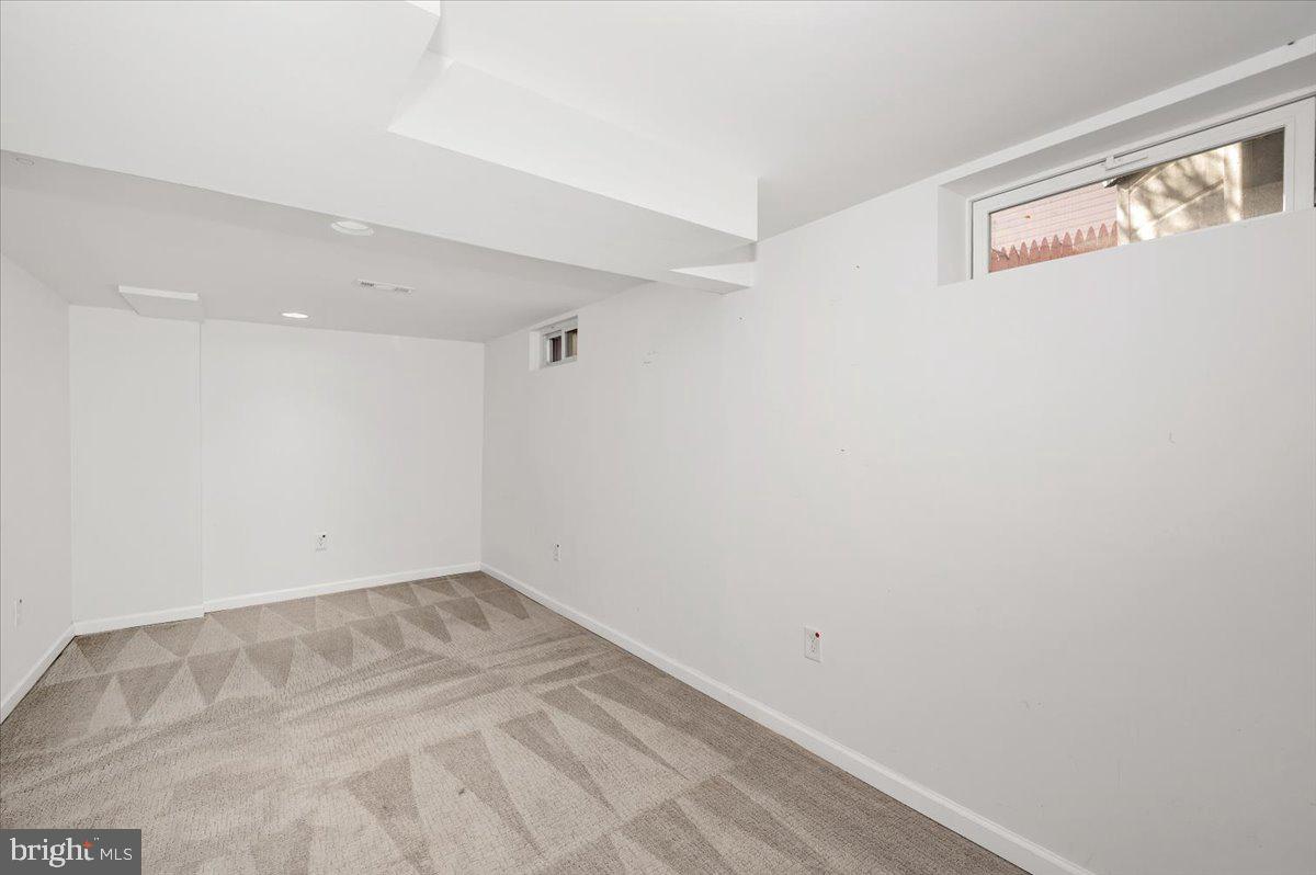 VIERS MILL VILLAGE - Residential