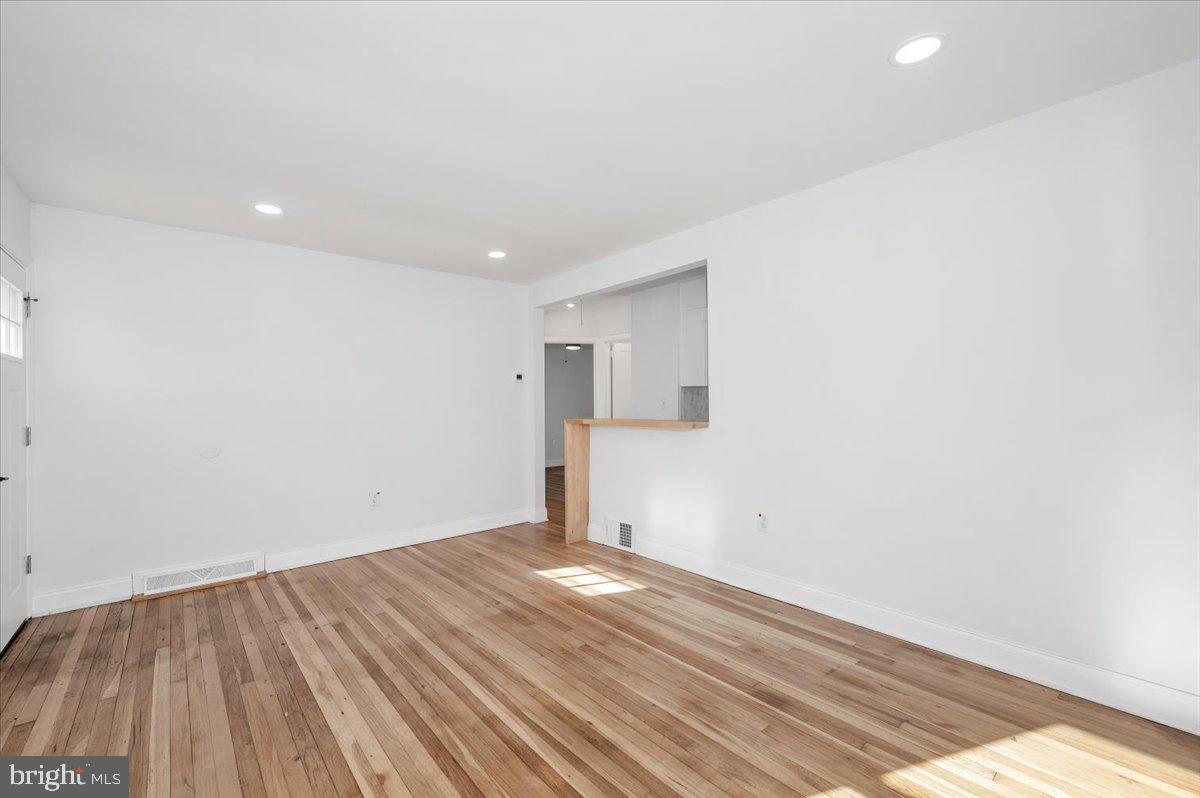 VIERS MILL VILLAGE - Residential