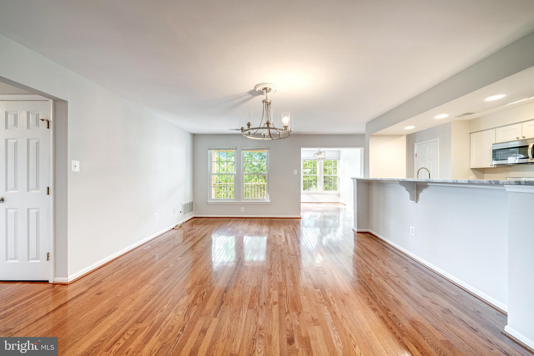 SENECA KNOLLS CODM - Residential Lease