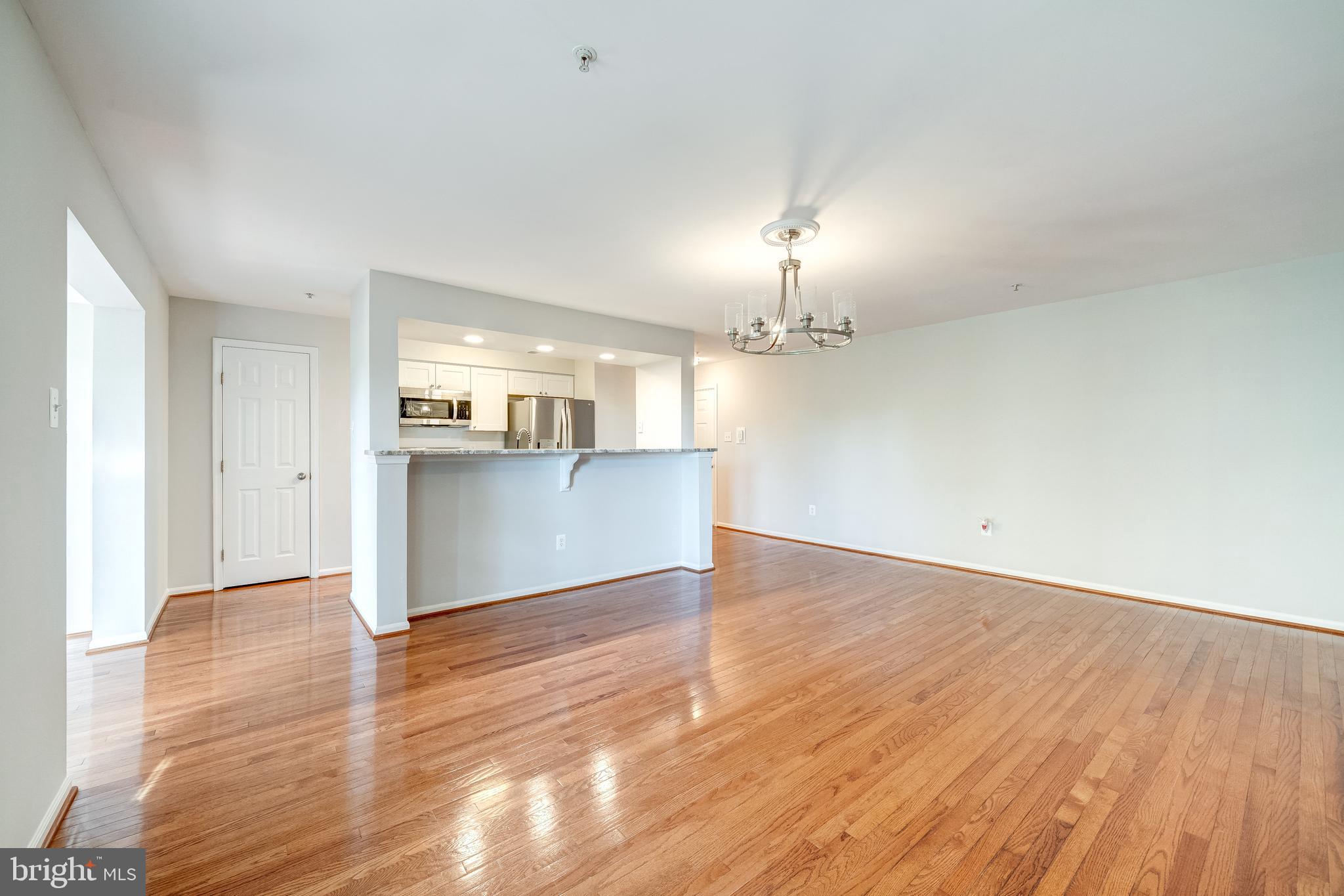 SENECA KNOLLS CODM - Residential Lease