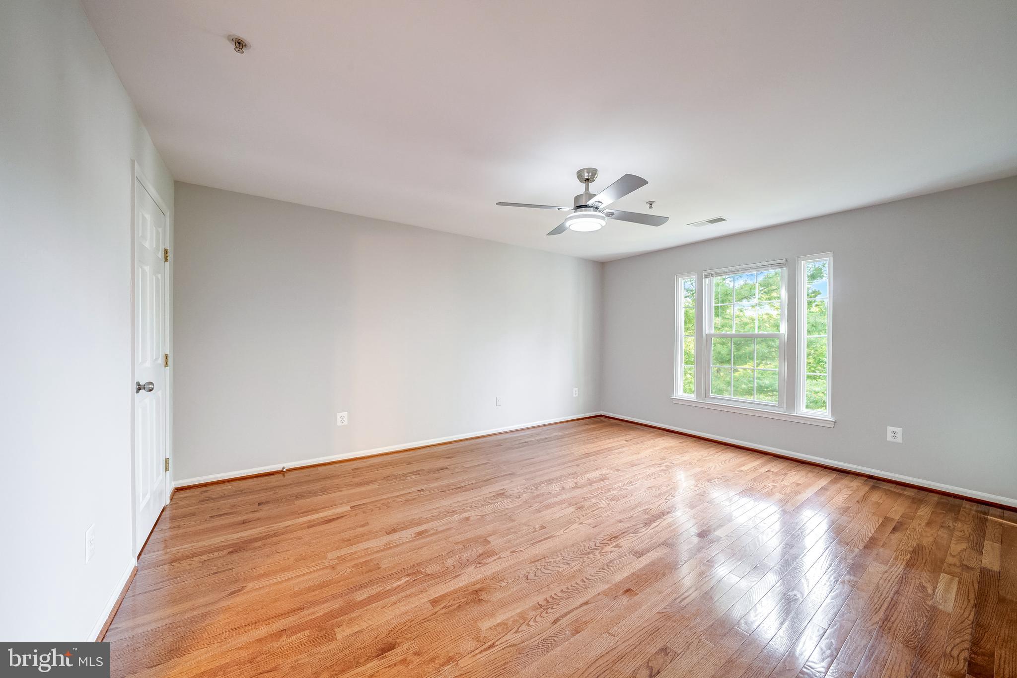 SENECA KNOLLS CODM - Residential Lease