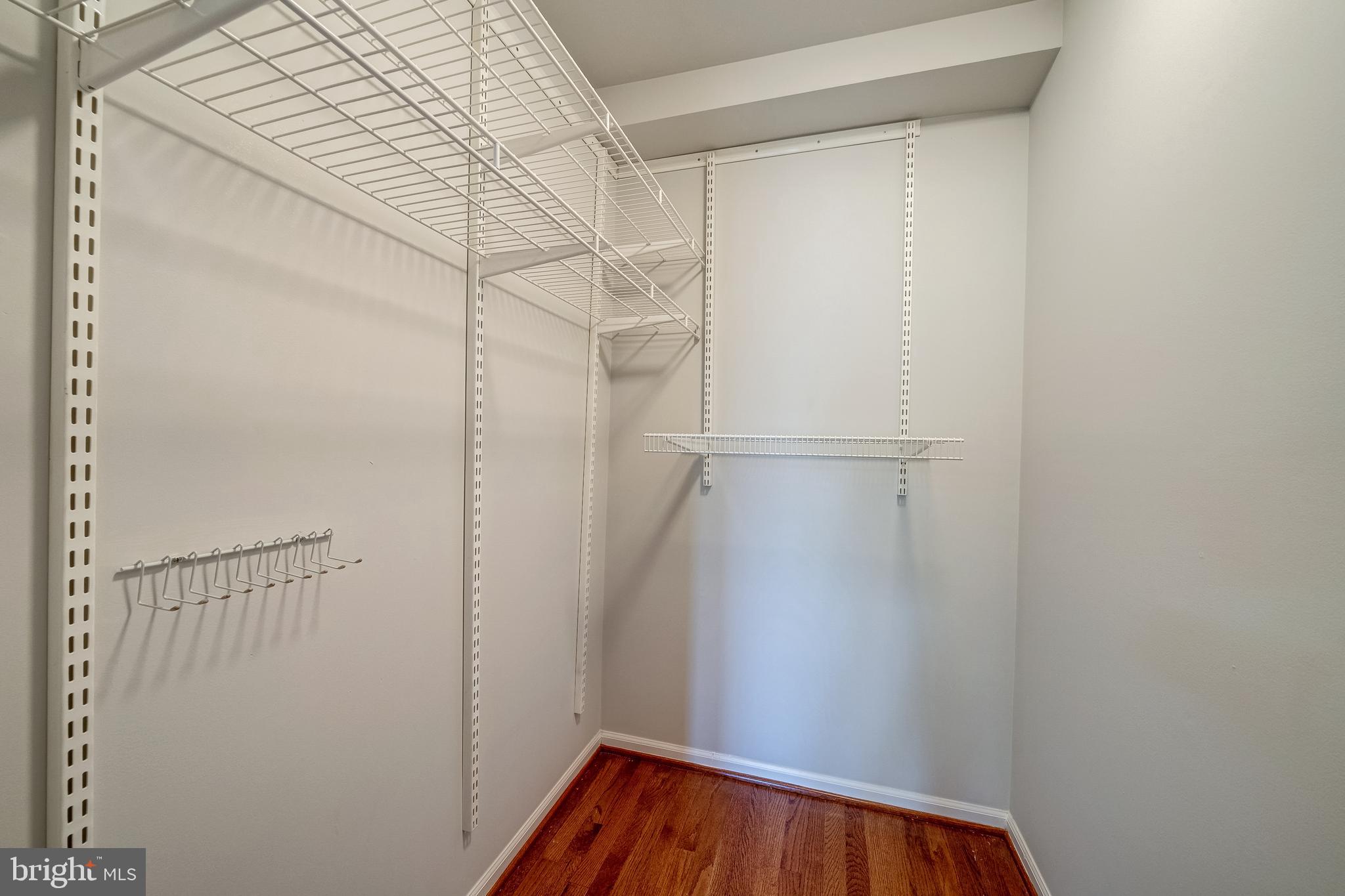 SENECA KNOLLS CODM - Residential Lease