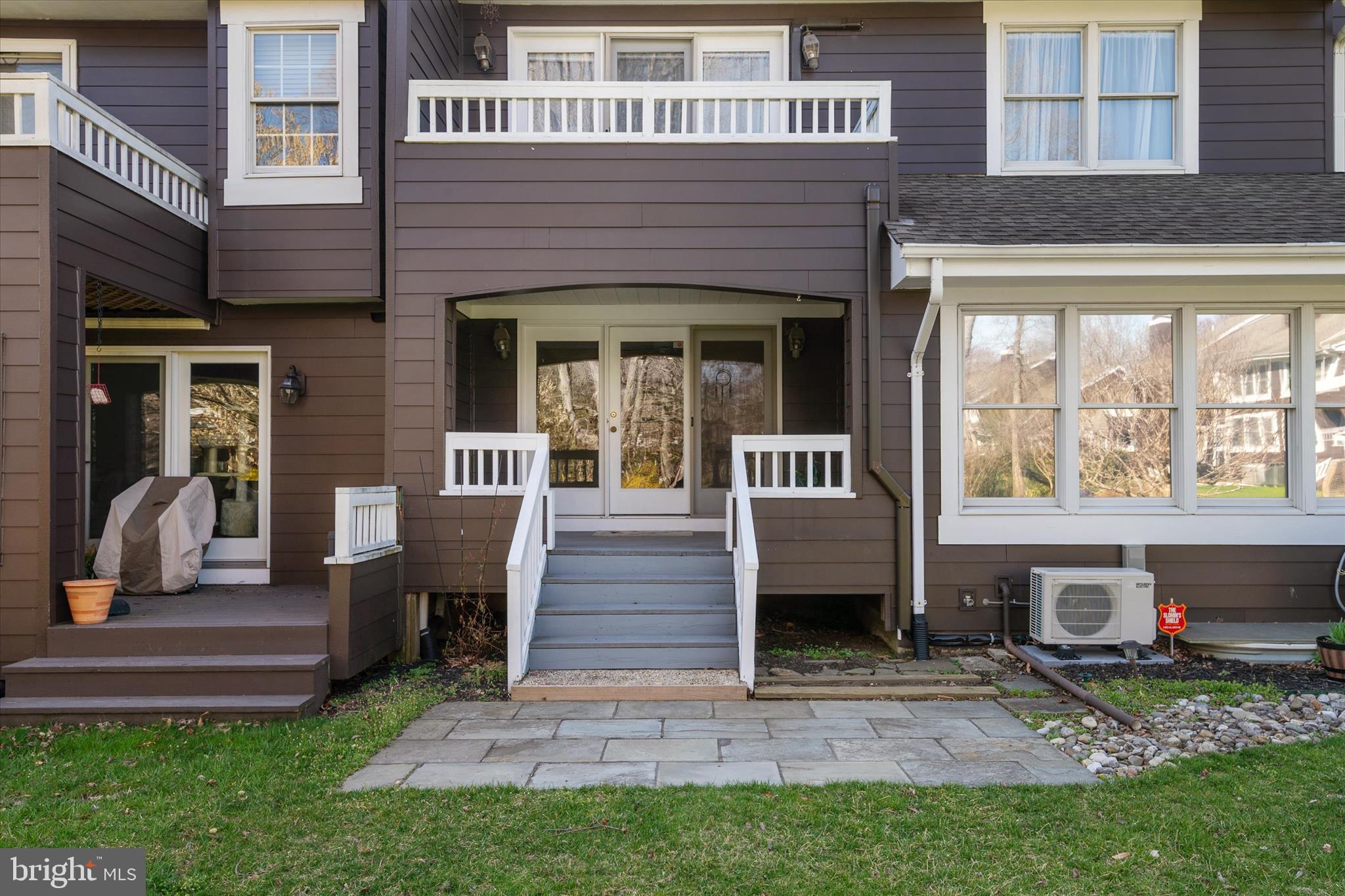 RIVA TRACE - Residential