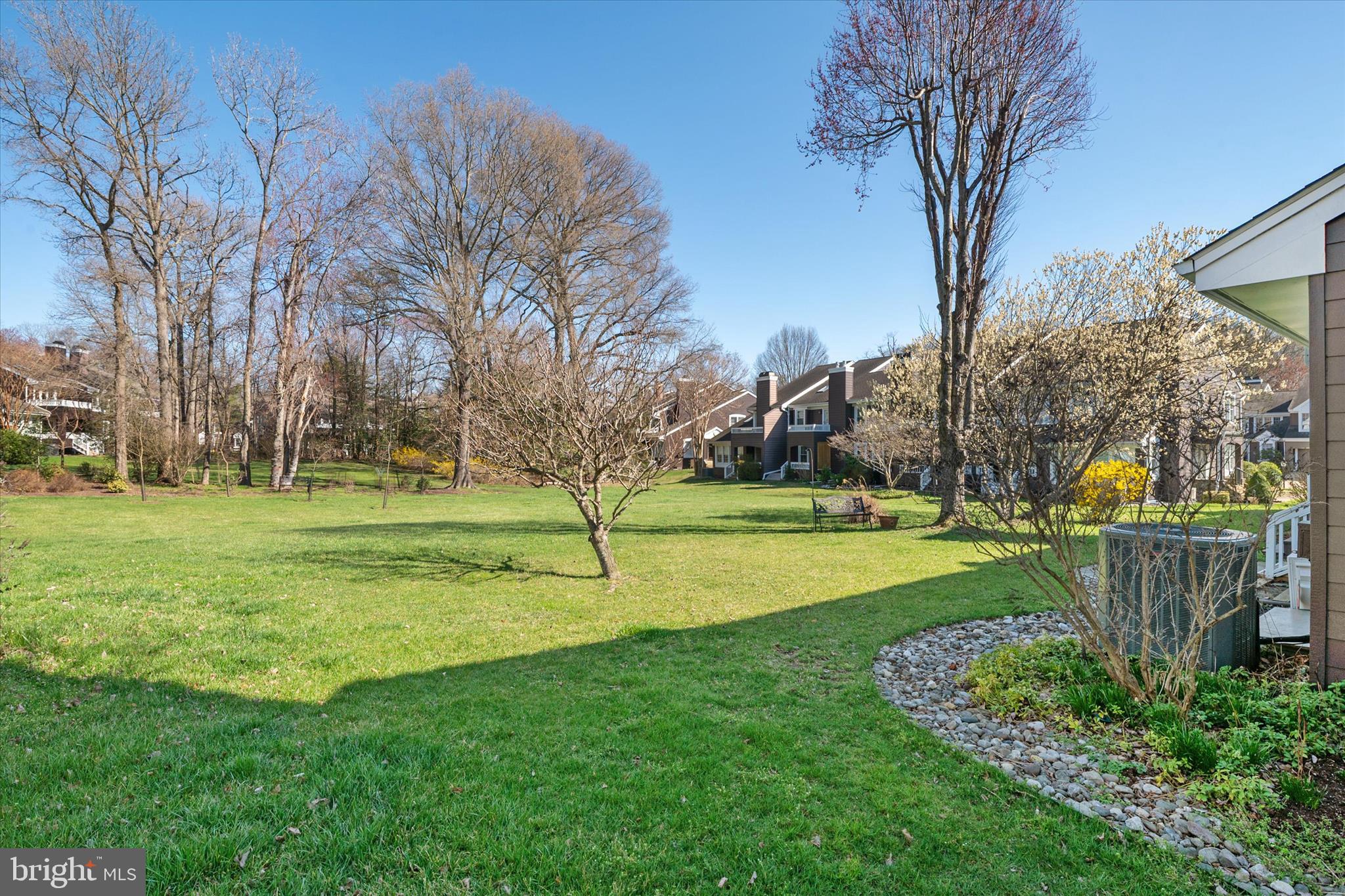 RIVA TRACE - Residential