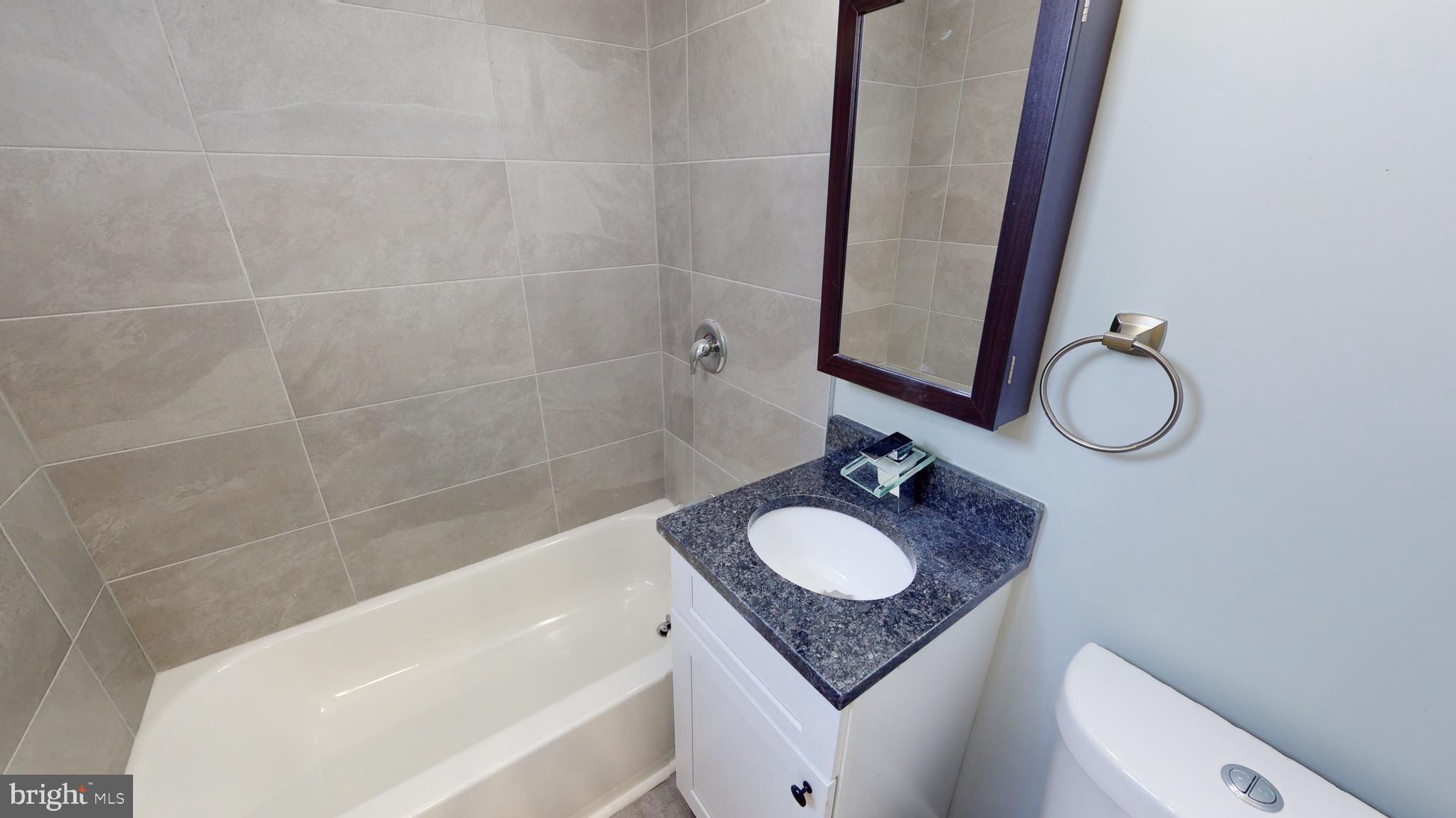 910 GATEWAY BOULEVARD D11