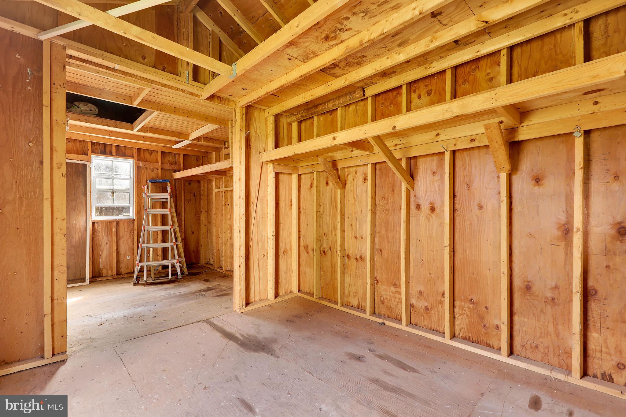 DAMASCUS OUTSIDE - Residential