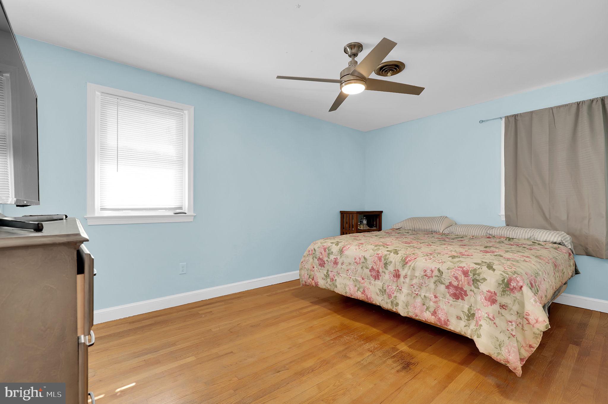 DAMASCUS OUTSIDE - Residential