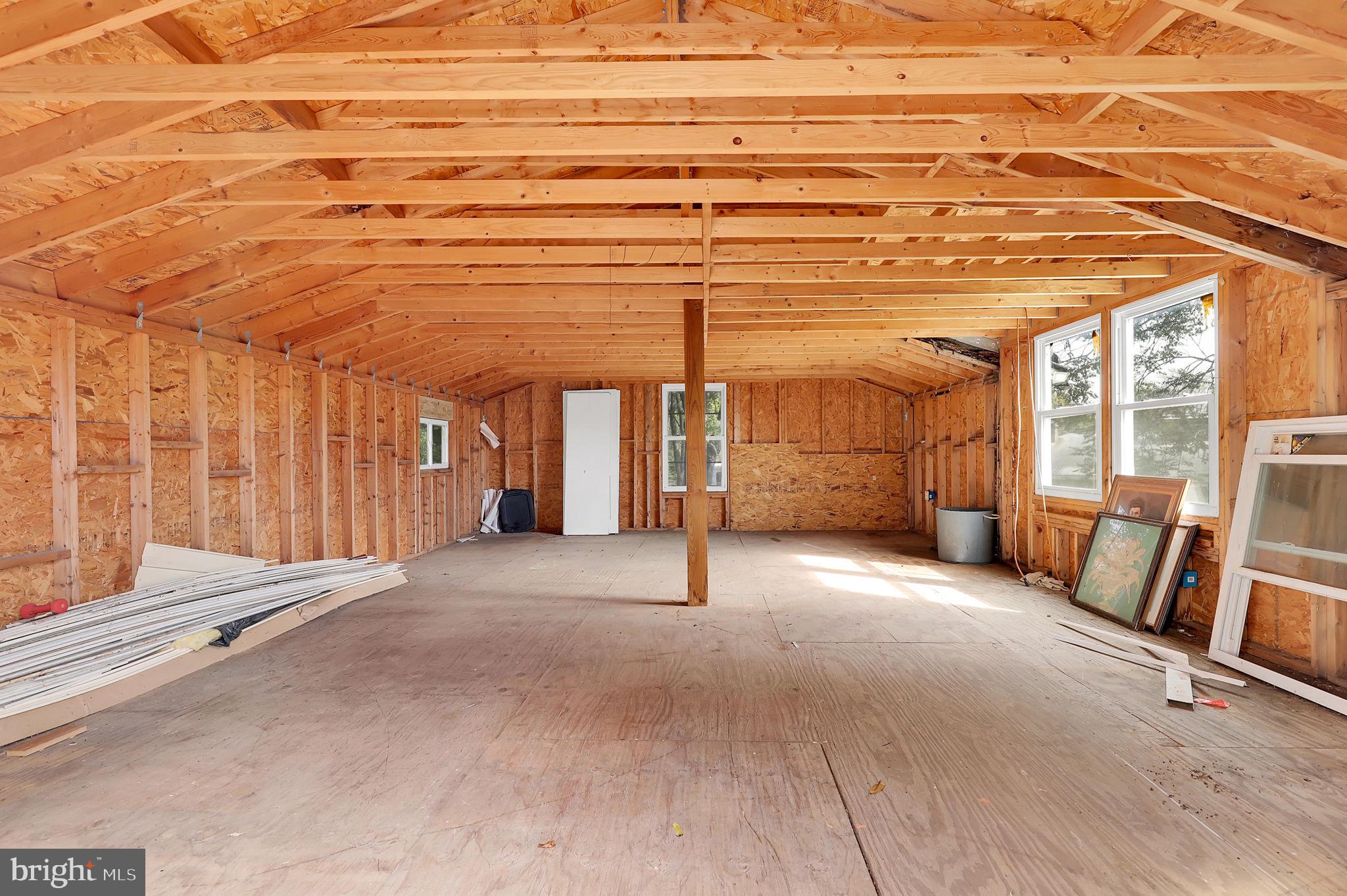 DAMASCUS OUTSIDE - Residential