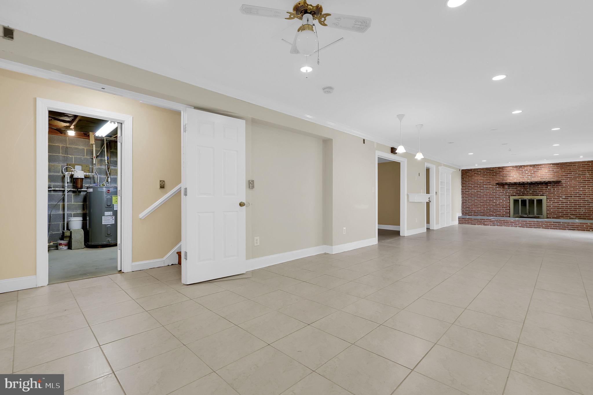 DAMASCUS OUTSIDE - Residential