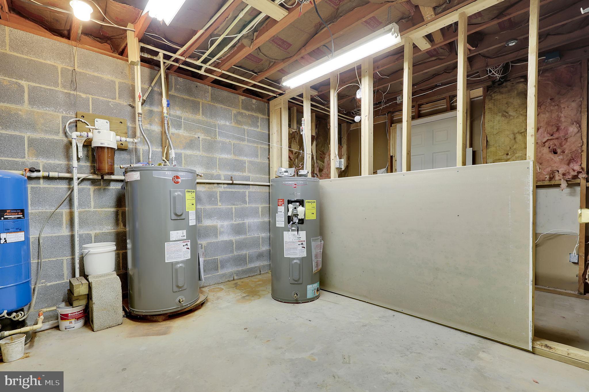 DAMASCUS OUTSIDE - Residential