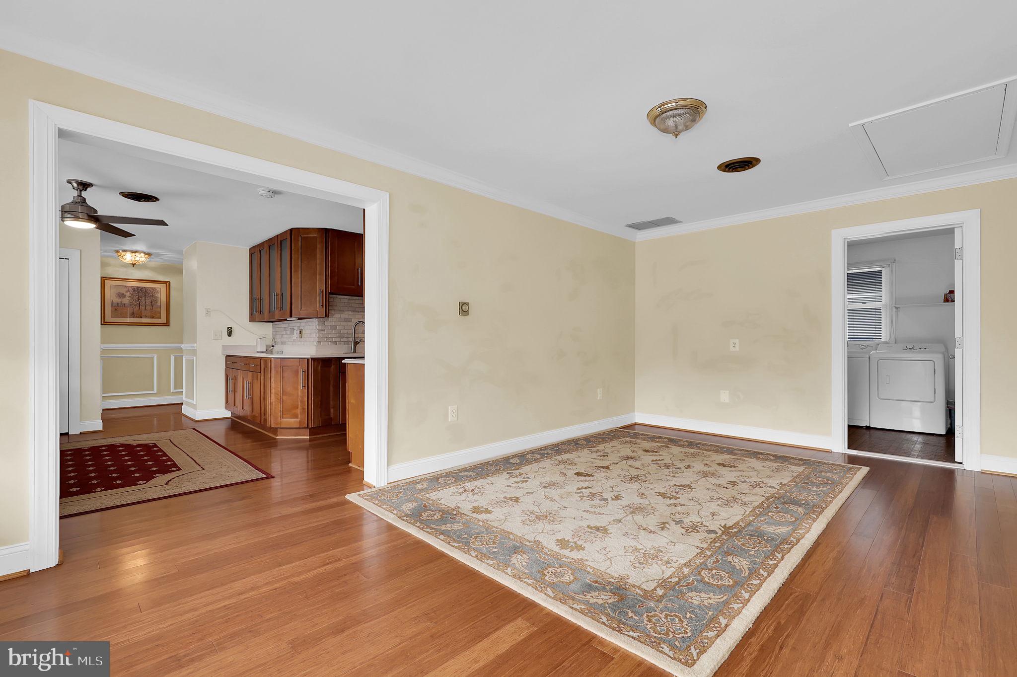 DAMASCUS OUTSIDE - Residential