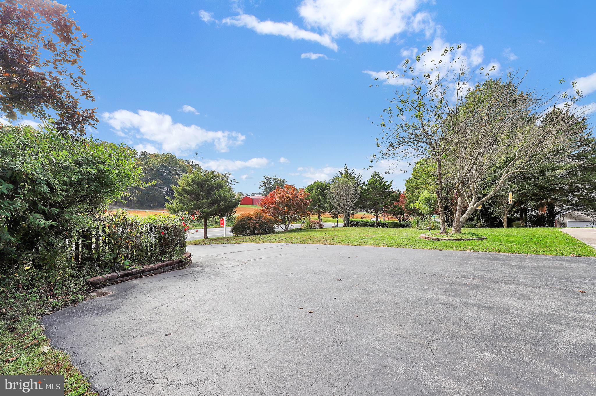 DAMASCUS OUTSIDE - Residential