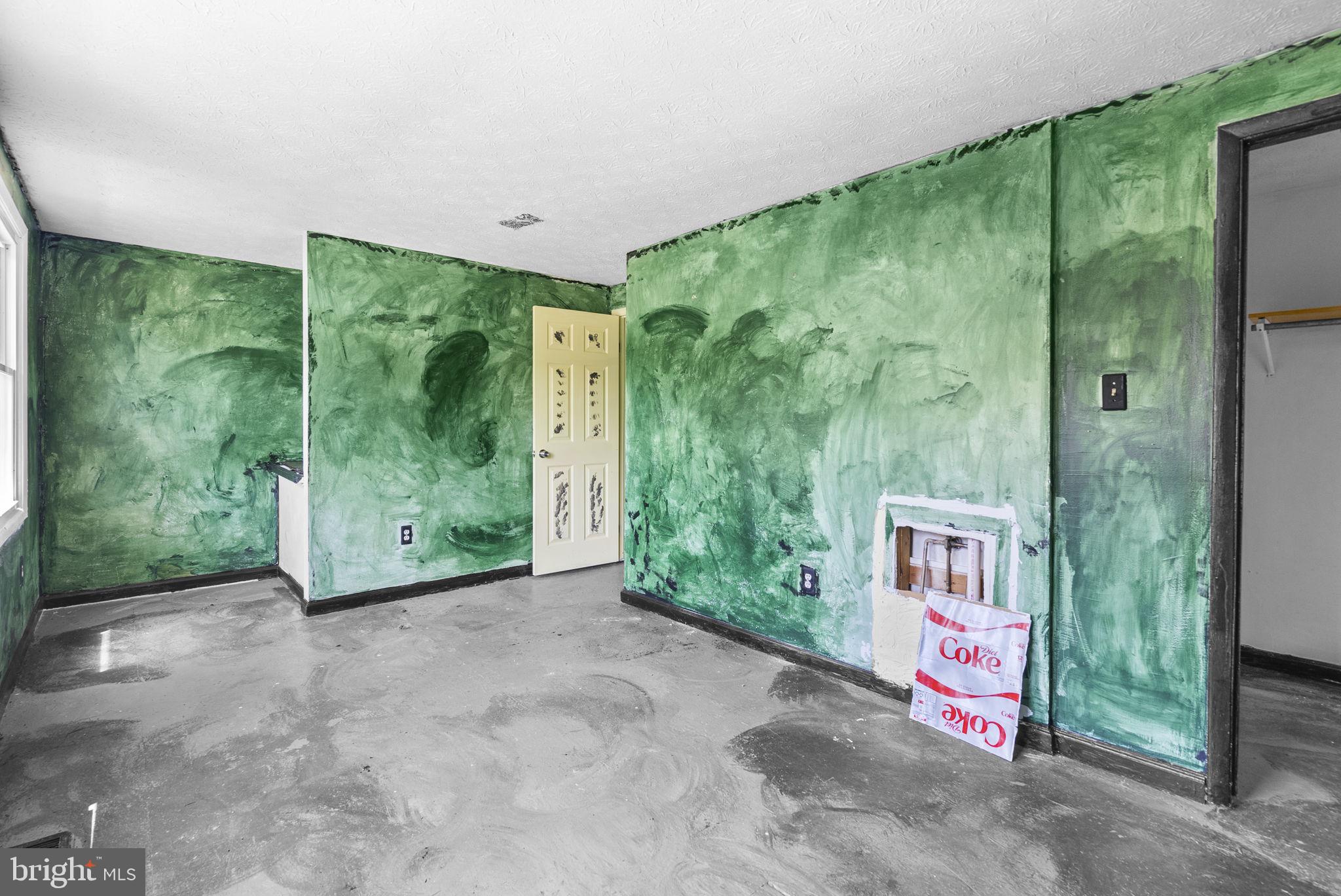 OAK SPRINGS - Residential