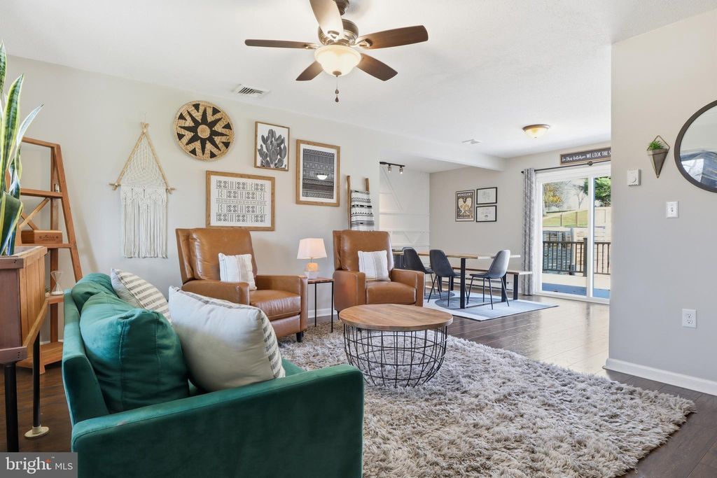 Photo of 985 Dietz Road, YORK, PA 17402 (MLS # PAYK2093698)