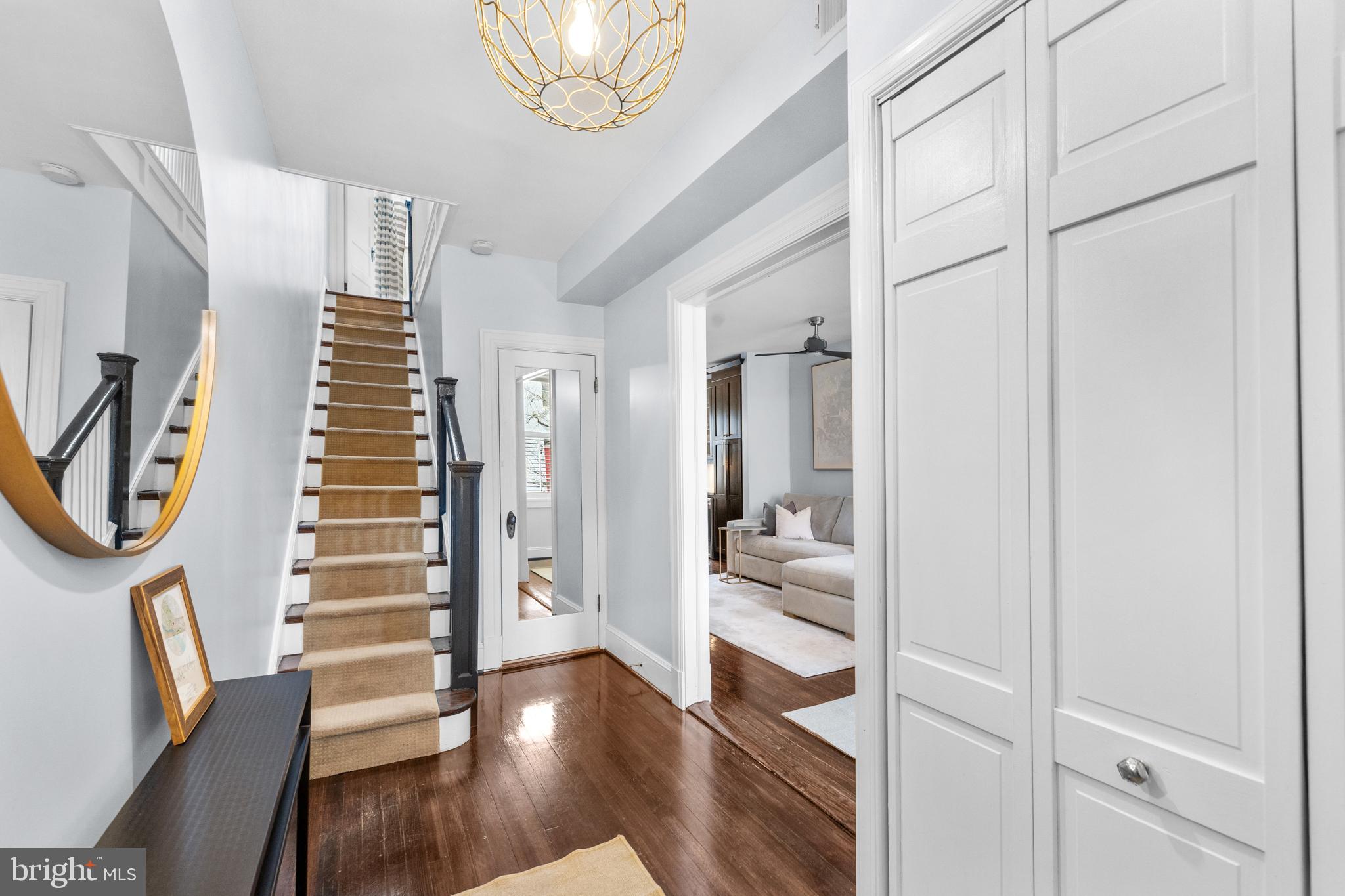 2132 NEWPORT PLACE NW