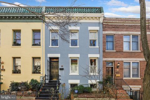 2132 NEWPORT PLACE NW WASHINGTON DC 20037