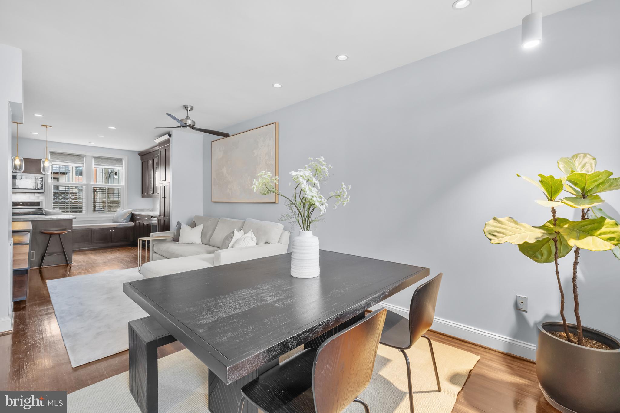 2132 NEWPORT PLACE NW