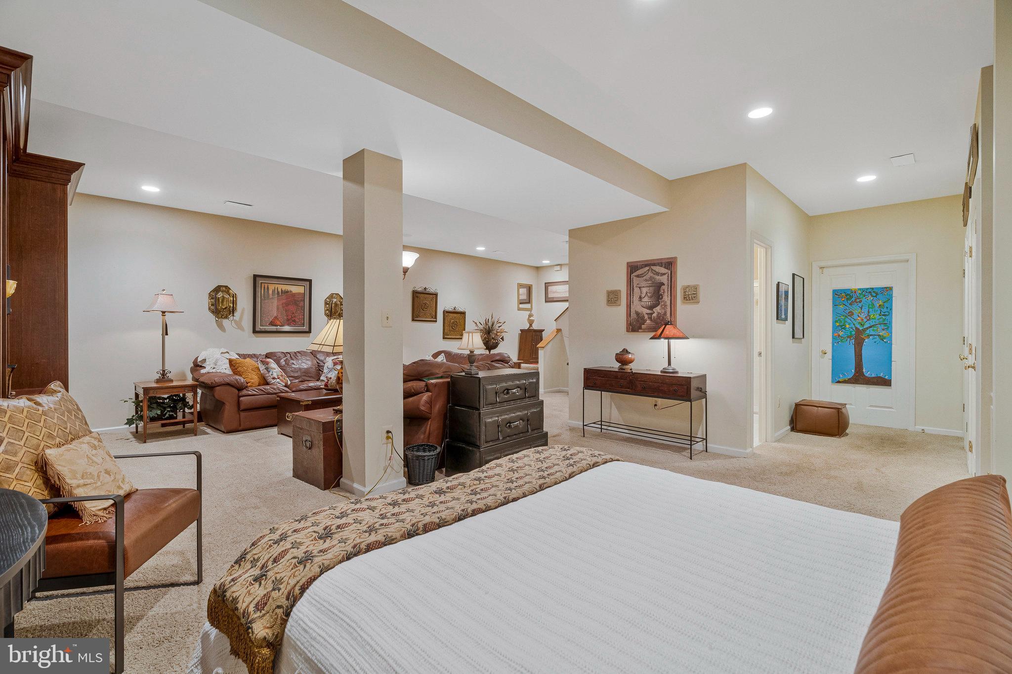 POLO FIELDS - Residential