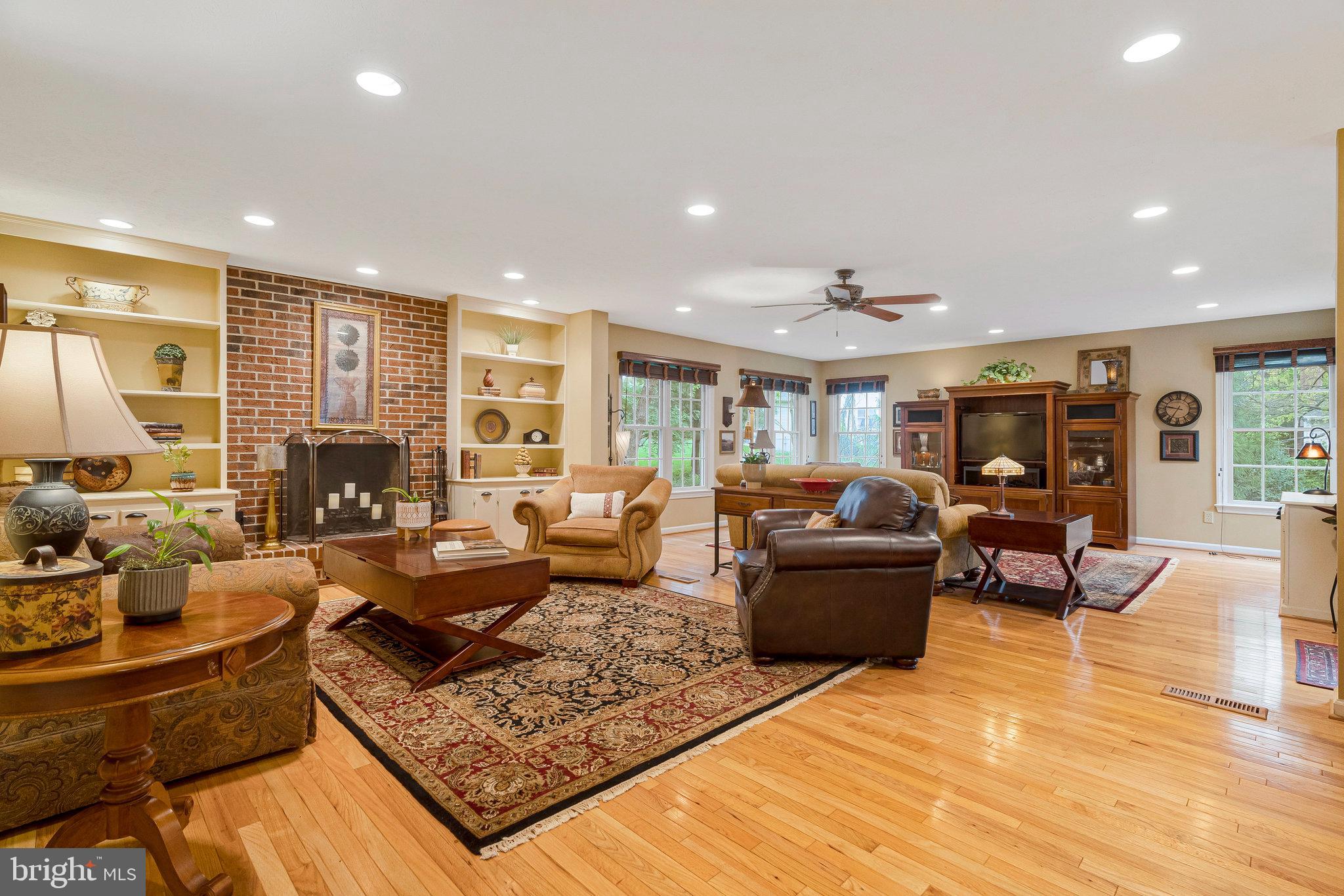 POLO FIELDS - Residential