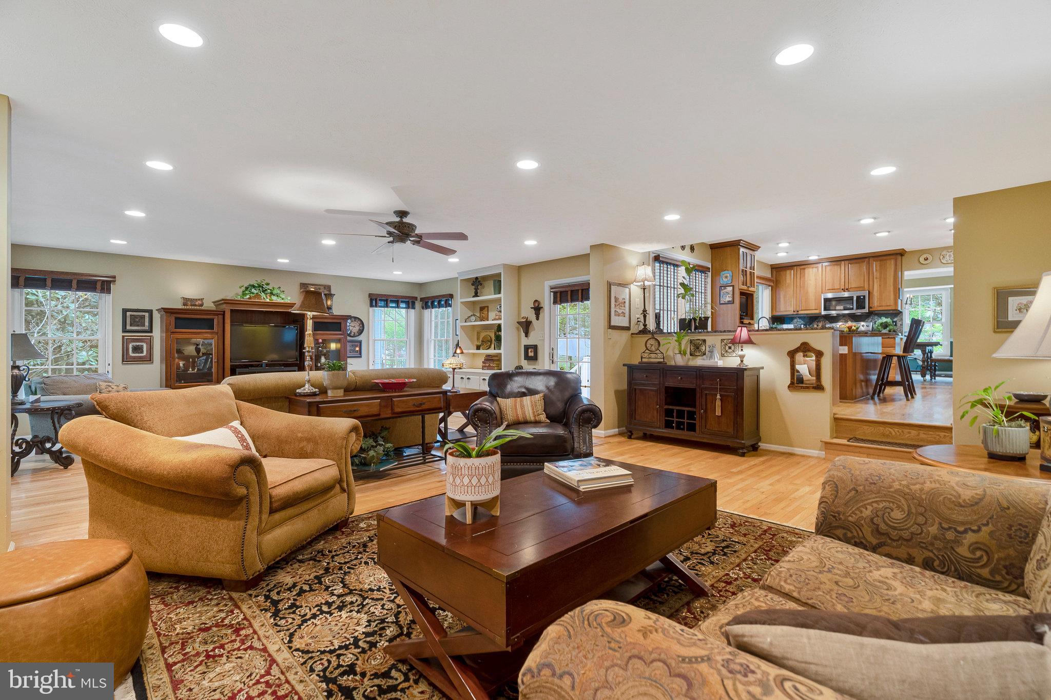 POLO FIELDS - Residential