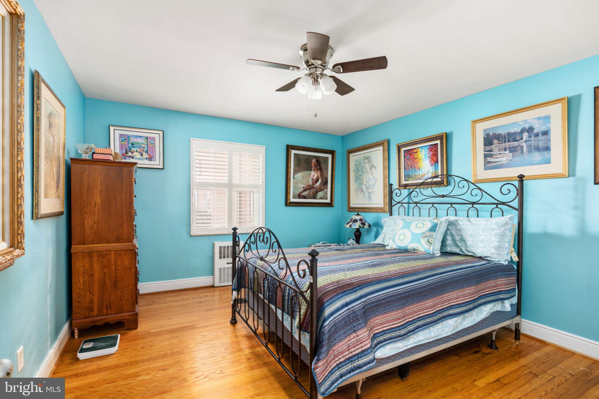 FOREST HILLS - Residential