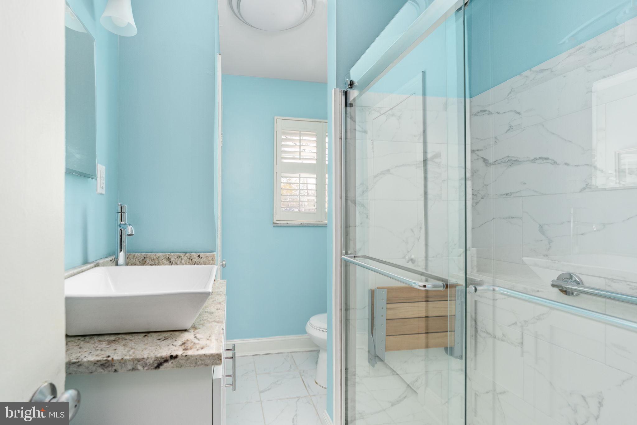 FOREST HILLS - Residential