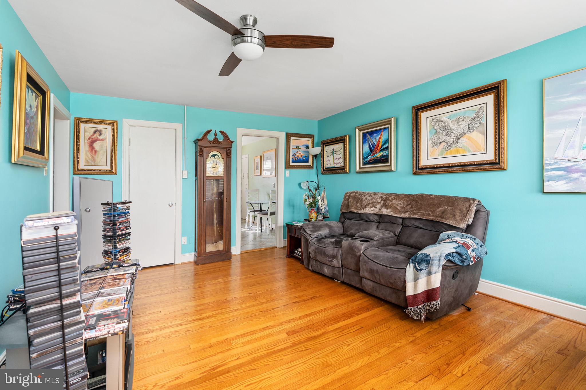 FOREST HILLS - Residential