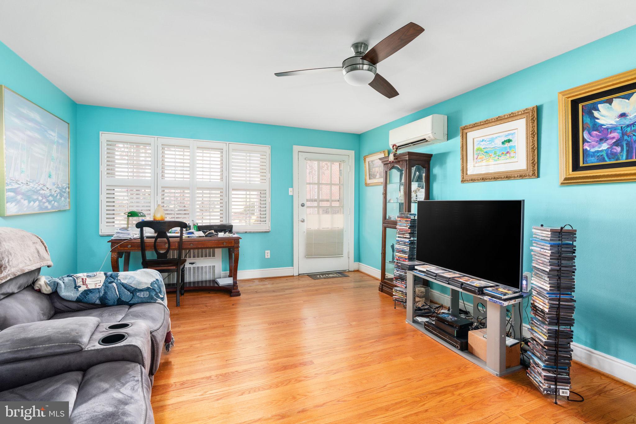 FOREST HILLS - Residential