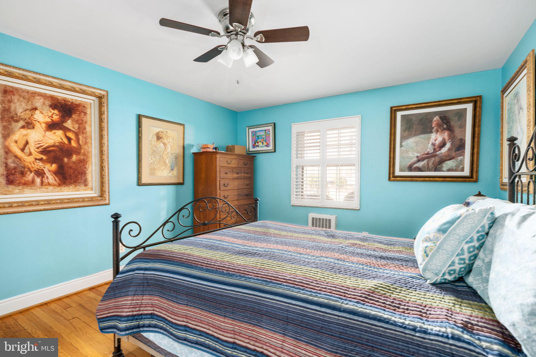 FOREST HILLS - Residential